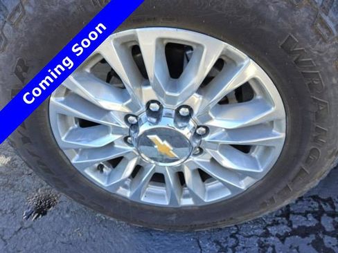 Used 2023 Chevrolet Silverado 3500 High Country image 18