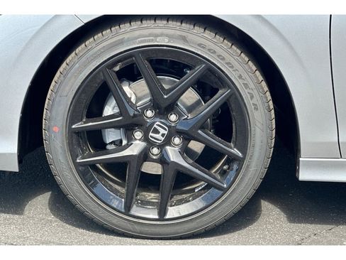 Used 2026 Honda Civic Sport image 31