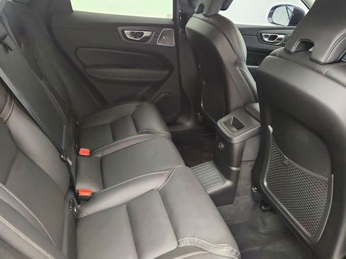 Used 2022 Volvo XC60 T8 Inscription w/ Advanced Package image 24