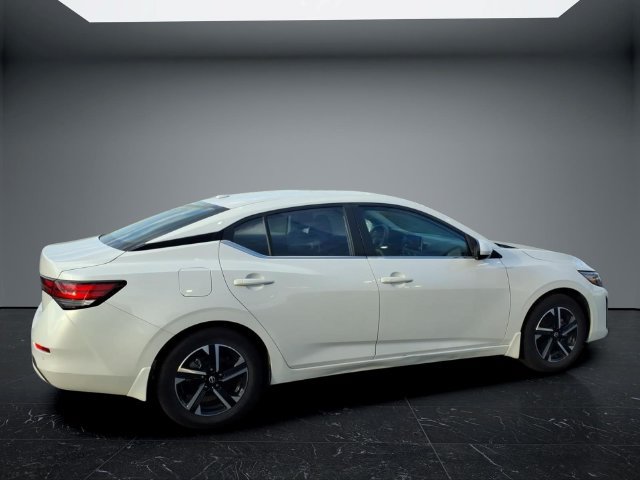 Certified 2025 Nissan Sentra SV w/ All-Weather Package FWD image 8