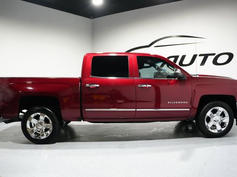 Used 2017 Chevrolet Silverado 1500 LTZ w/ Sport Package image 6