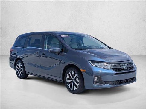 Used 2025 Honda Odyssey EX-L image 3