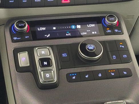 Used 2024 Hyundai Palisade Calligraphy FWD image 23