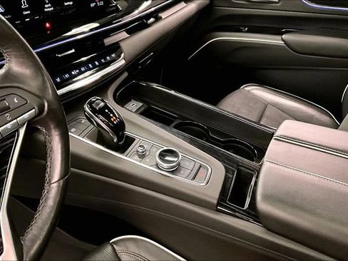 Used 2021 Cadillac Escalade Sport w/ Driver Assist Tech Package AWD/4WD image 17
