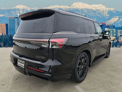 New 2026 INFINITI QX80 4WD w/ Sport Exterior Package image 7