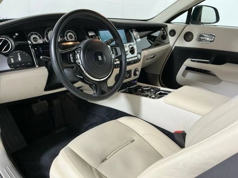Used 2014 Rolls-Royce Wraith RWD image 21