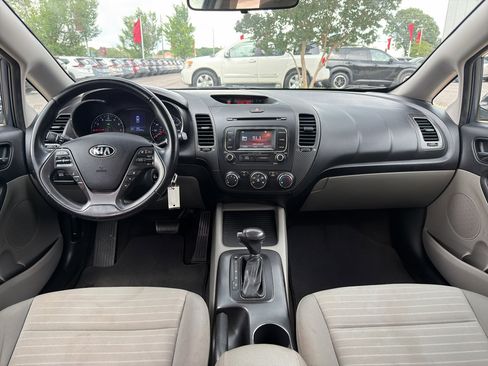 Used 2015 Kia Forte EX w/ UVO Package W/17" Alloys FWD image 12