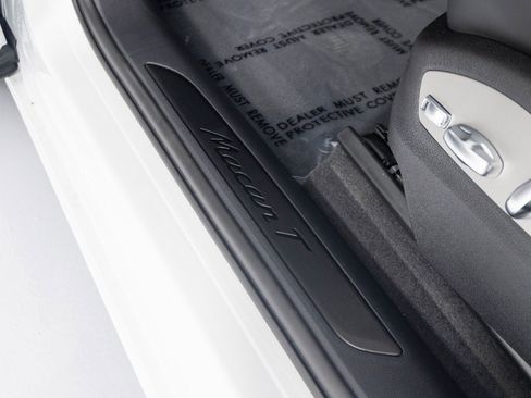 New 2026 Porsche Macan Turbo image 16