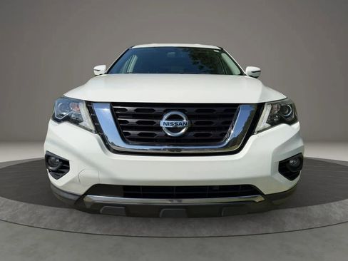 Used 2019 Nissan Pathfinder SV FWD image 8