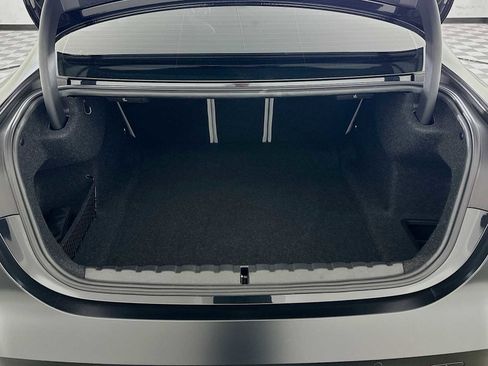 Used 2025 BMW M4 Competition image 25