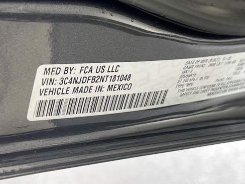 Used 2022 Jeep Compass Latitude w/ Sun and Sound Group image 32