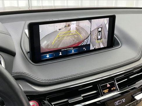 Used 2023 Acura MDX SH-AWD w/ Advance Package image 28