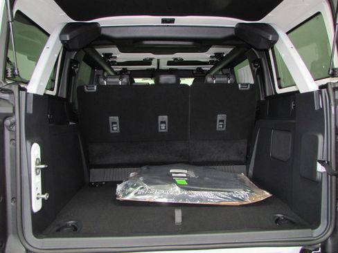 New 2025 Ford Bronco Badlands image 28