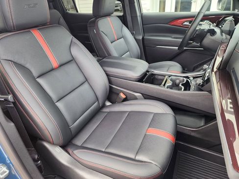 Certified 2025 Chevrolet Traverse RS w/ LPO, Floor Liner Package image 23