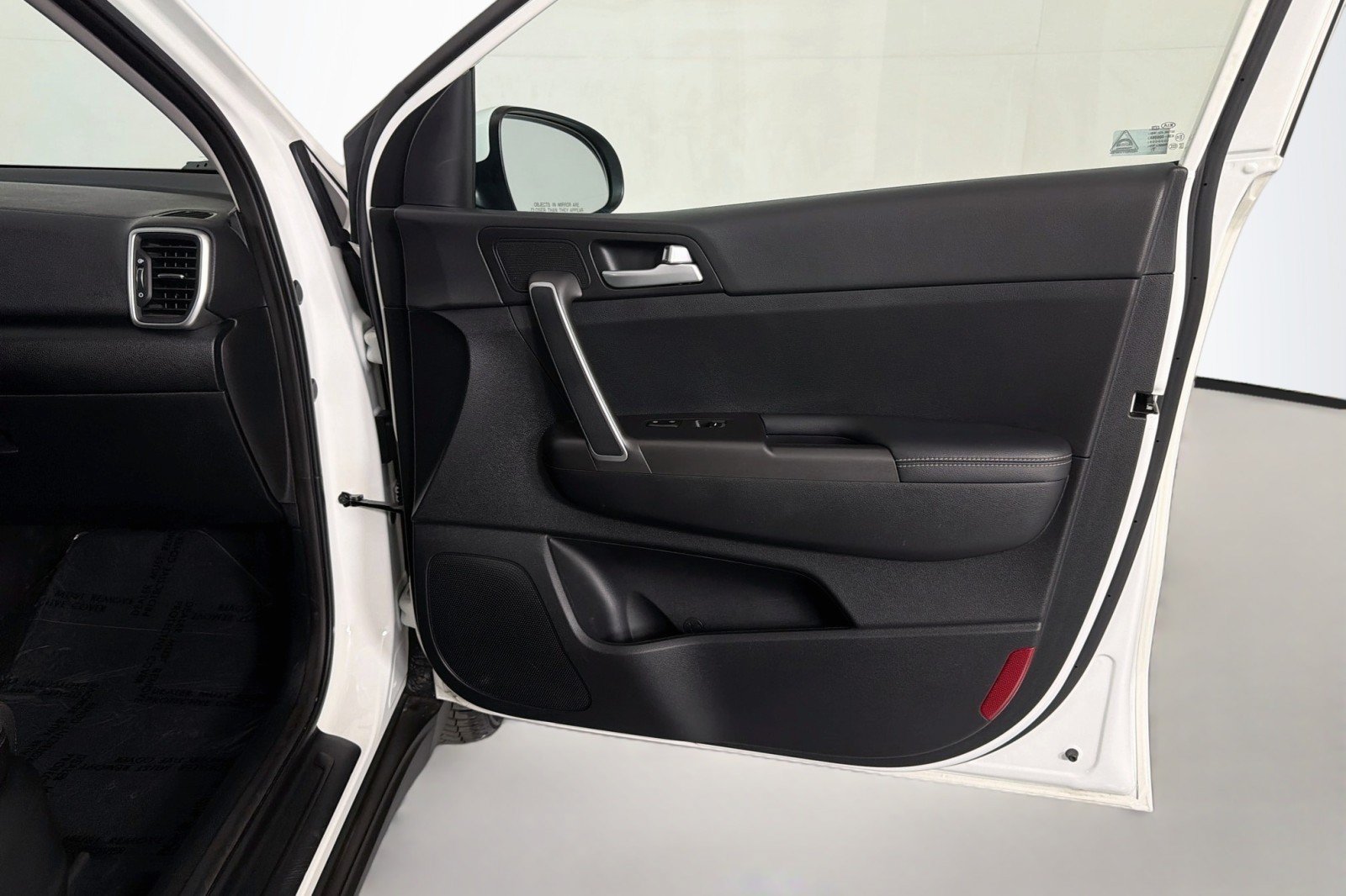 Used 2020 Kia Sportage LX FWD image 25