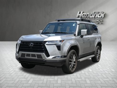 Used 2024 Lexus GX 550 w/ Accessory Package (Z1) AWD/4WD image 5