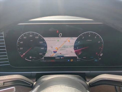 Used 2025 Mercedes-Benz GLE 350 4MATIC image 11