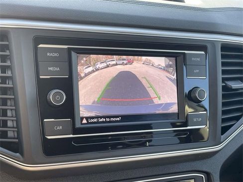 Used 2018 Volkswagen Atlas S image 27