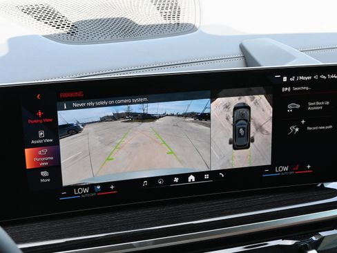 New 2026 BMW X5 xDrive50e w/ M Sport Package image 11