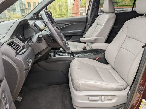 Used 2019 Honda Passport Touring image 11