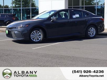 New 2025 Toyota Camry LE w/ Convenience Package