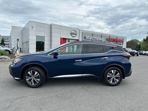 Used 2019 Nissan Murano SV AWD/4WD image 2