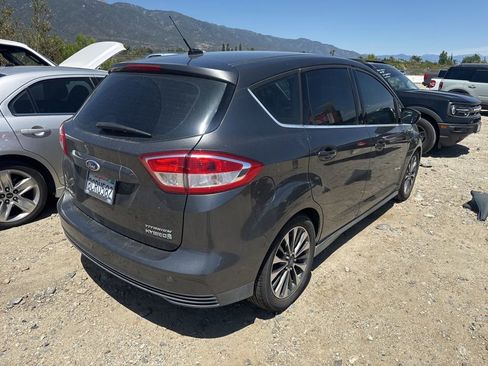 Used 2018 Ford C-MAX Titanium w/ Equipment Group 301A FWD image 3