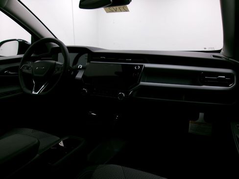 New 2027 Chevrolet Bolt LT w/ Comfort Package FWD image 3