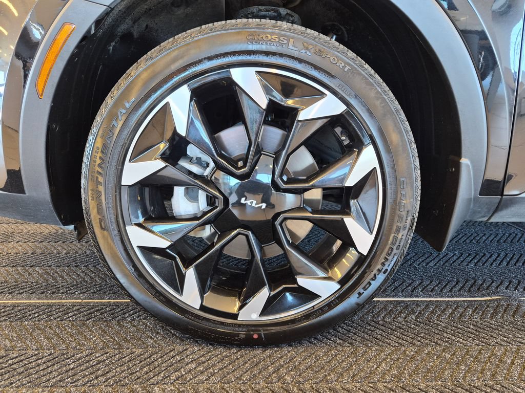 Used 2025 Kia Sorento EX AWD/4WD image 12