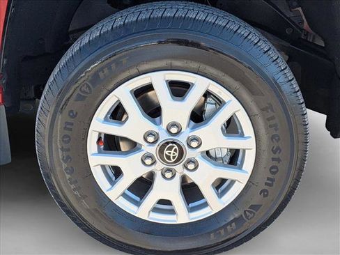Certified 2025 Toyota Tacoma SR5 image 22