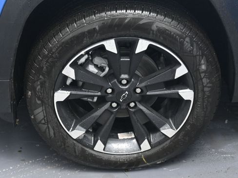 New 2026 Chevrolet Equinox RS w/ Safety and Technology Package AWD/4WD image 17