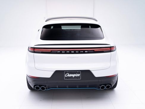 New 2026 Porsche Cayenne Coupe image 10