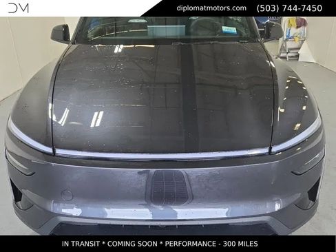 Used 2026 Tesla Model Y Performance AWD/4WD image 2