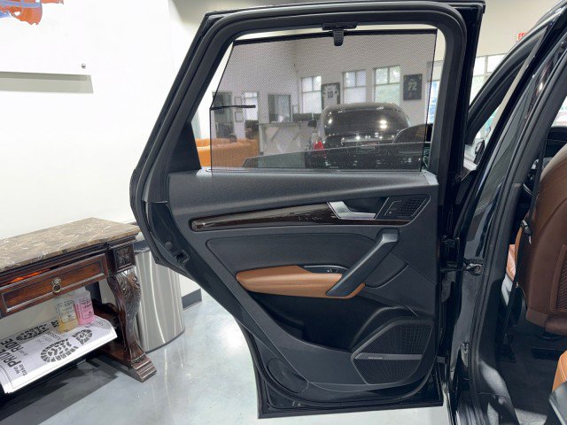 Used 2019 Audi Q5 2.0T Premium Plus w/ Premium Plus Package AWD/4WD image 48