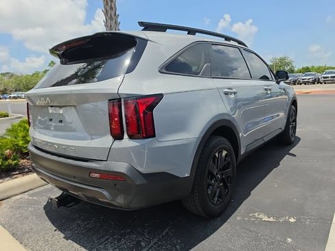 Certified 2022 Kia Sorento S AWD/4WD image 17