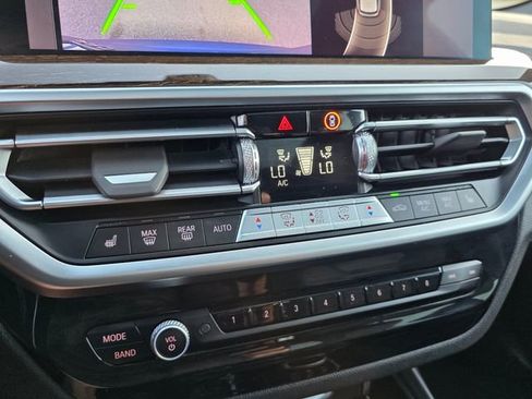 Used 2023 BMW X3 xDrive30i w/ Premium Package w/ZPA image 30