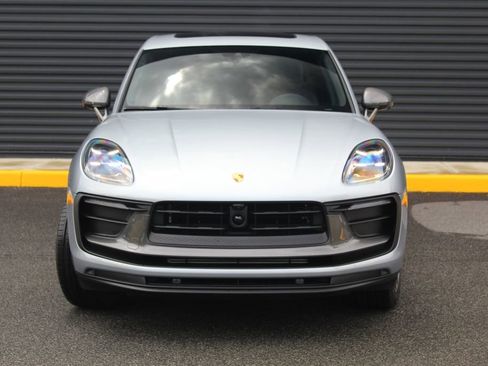 New 2026 Porsche Macan Turbo AWD/4WD image 11