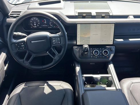 New 2026 Land Rover Defender 130 X-Dynamic SE AWD/4WD image 10