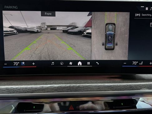 Used 2023 BMW 760i xDrive w/ Executive Package image 79