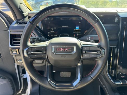 Used 2025 GMC Yukon XL AT4 Ultimate image 20