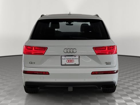 Used 2018 Audi Q7 3.0T Prestige w/ Prestige Package AWD/4WD image 10