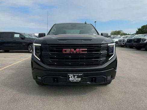New 2026 GMC Sierra 1500 Elevation image 3