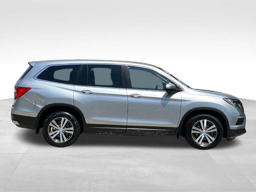 Used 2017 Honda Pilot EX-L image 4