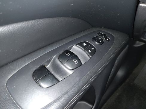 Used 2016 Nissan Pathfinder SL w/ SL Premium Package AWD/4WD image 27