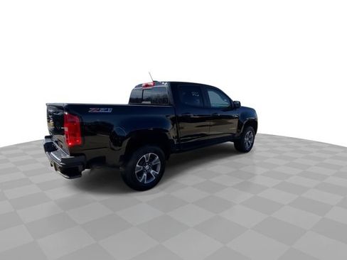 Used 2019 Chevrolet Colorado Z71 image 2
