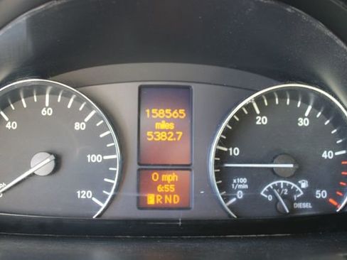 Used 2017 Mercedes-Benz Sprinter 3500 image 9