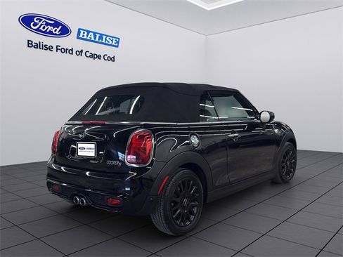 Used 2020 MINI Cooper S image 6