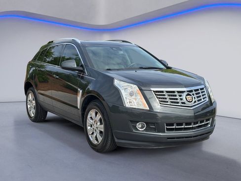Used 2015 Cadillac SRX Luxury w/ Driver Awareness Package FWD image 5