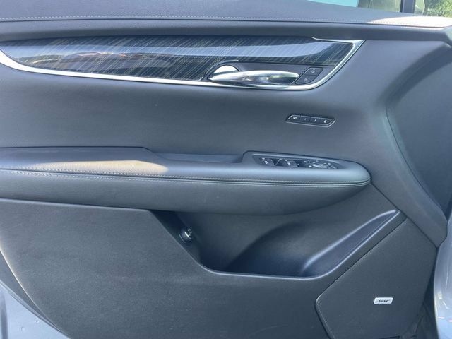 Used 2020 Cadillac XT6 Premium Luxury AWD/4WD image 16