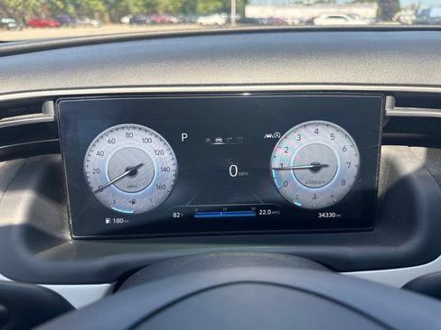Used 2023 Hyundai Tucson Limited AWD/4WD image 19